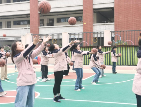教幼儿园篮球的教案_幼儿篮球教学方法_幼儿篮球技巧及方法教案