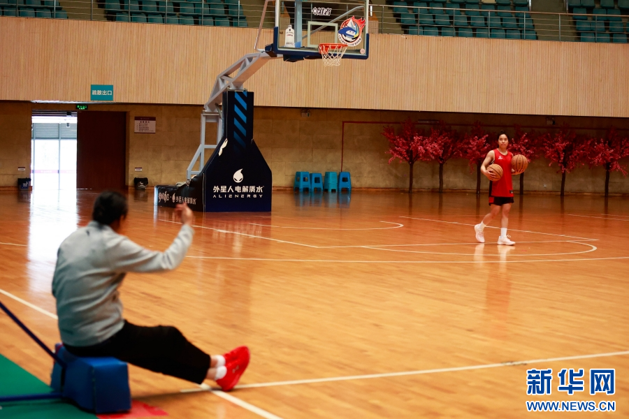 普宁市第六届篮球赛3v3谁拿了冠军_普宁市第六届运动会篮球比赛_普宁篮球协会