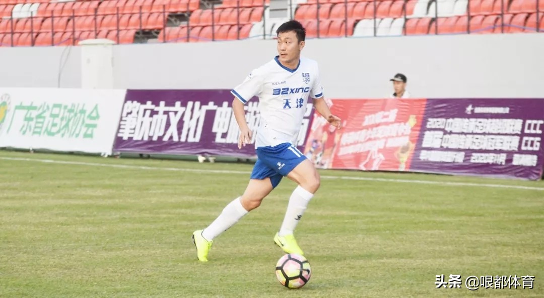 合肥足球队 中甲冠军_合肥足球队甲冠军中锋是谁_2020合肥市足球联赛