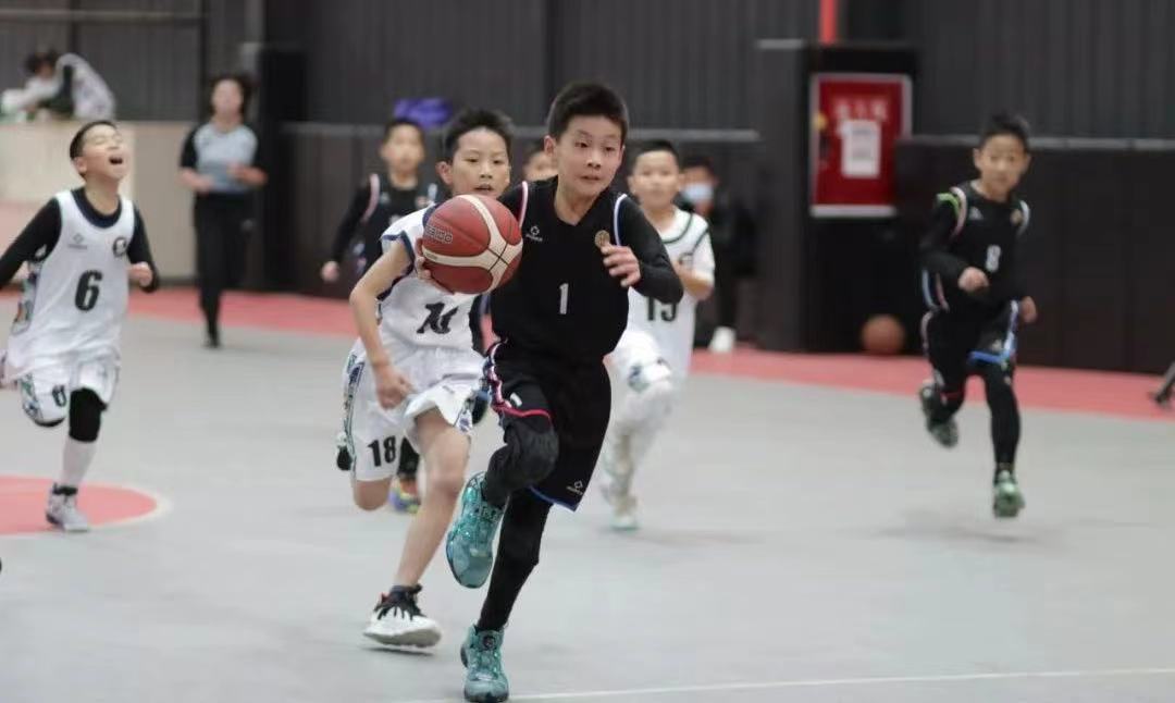 乐山青少年篮球比赛冠军_乐山篮球锦标赛_乐山青少年篮球培训